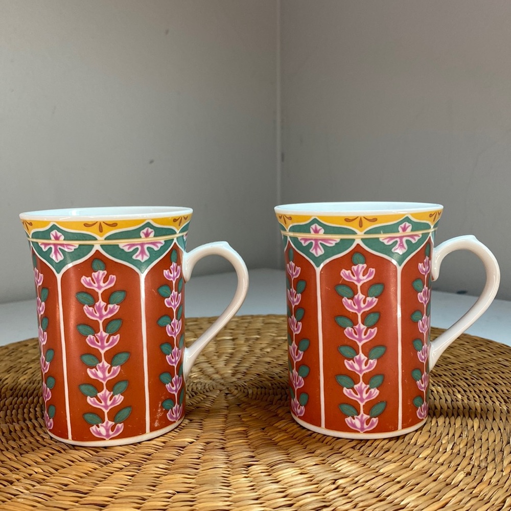 Smithsonian Institution Ornate Floral Ceramic Coffee Mug Cup Set of Two